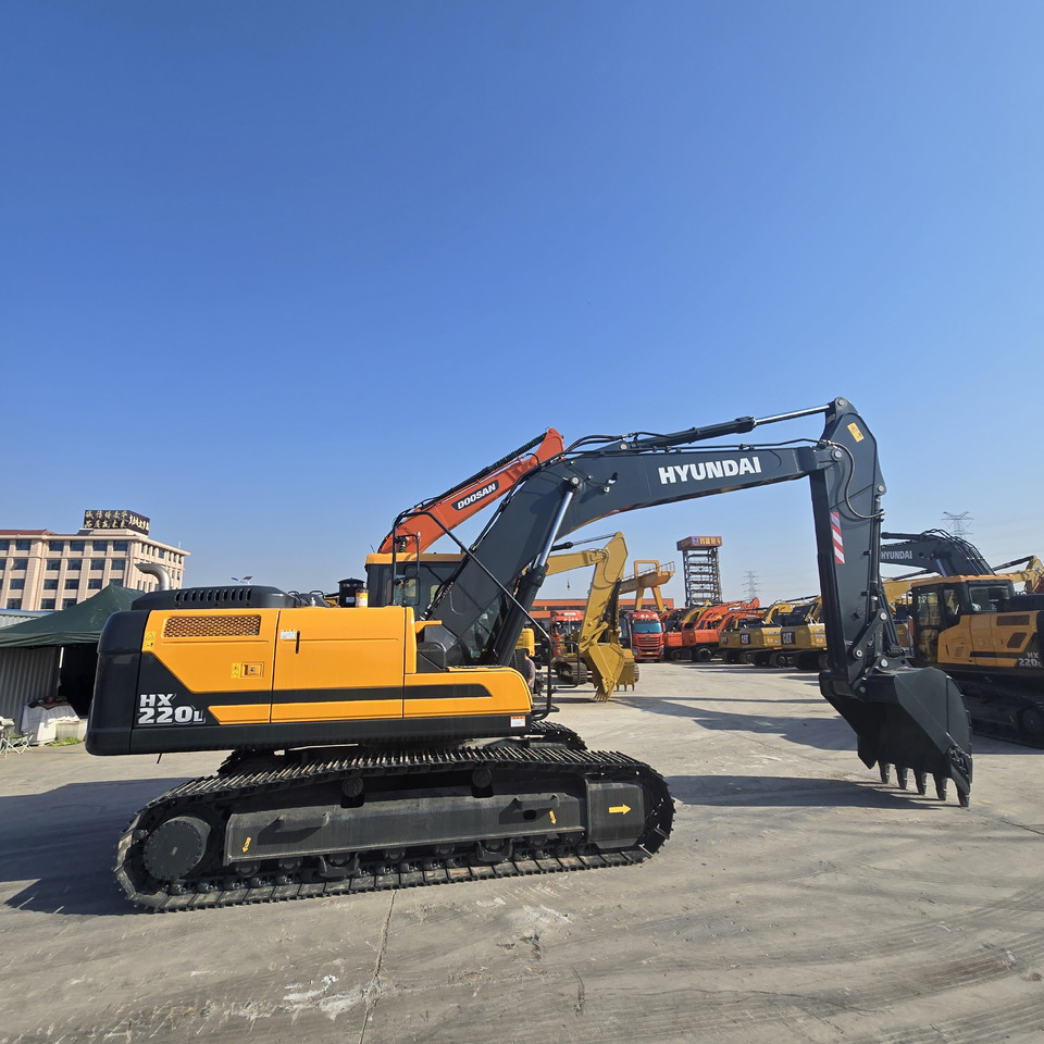 HYUNDAI HX220L - Ekskavator perayap: gambar 5 HYUNDAI HX220L - Ekskavator perayap: gambar 5