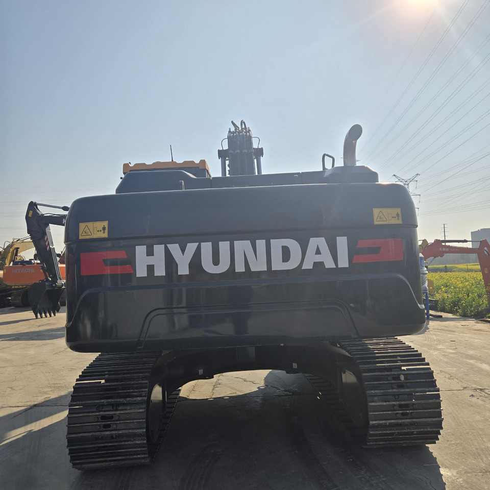 HYUNDAI HX220L - Ekskavator perayap: gambar 3 HYUNDAI HX220L - Ekskavator perayap: gambar 3