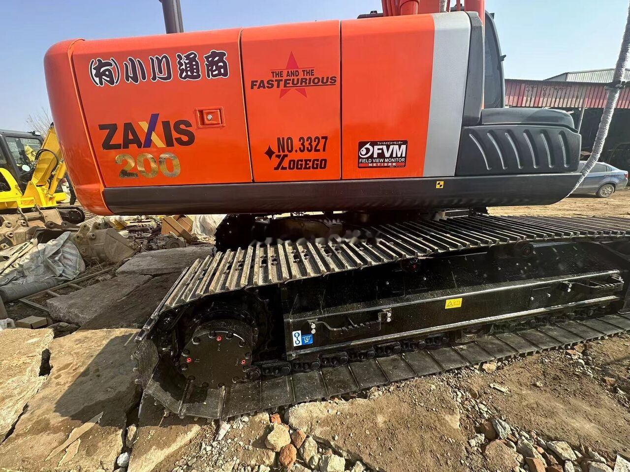 Hitachi ZX200 - Ekskavator perayap: gambar 5 Hitachi ZX200 - Ekskavator perayap: gambar 5