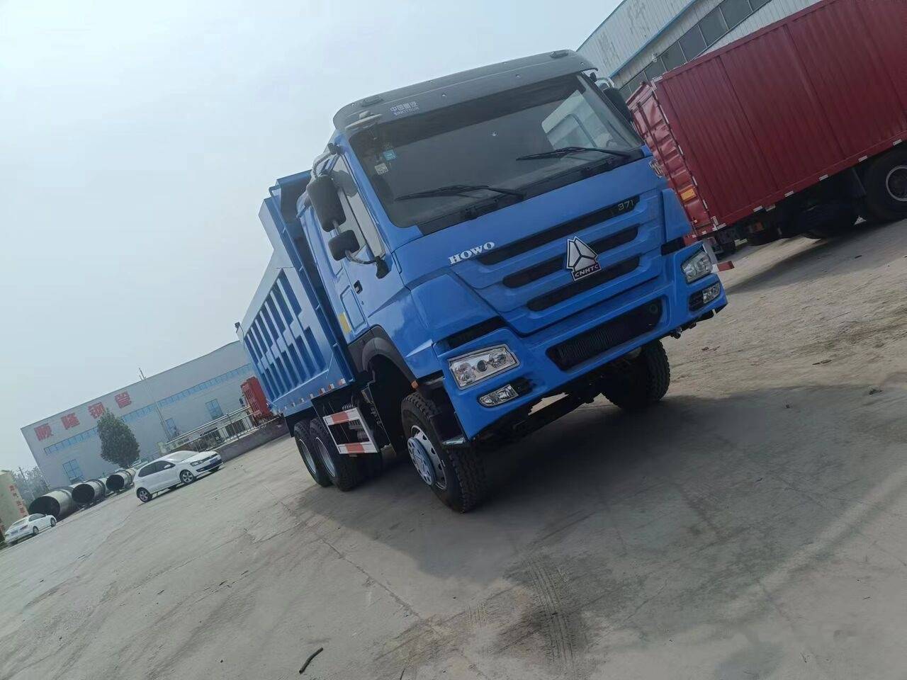 Truk jungkit Howo 371: gambar 7 Truk jungkit Howo 371: gambar 7