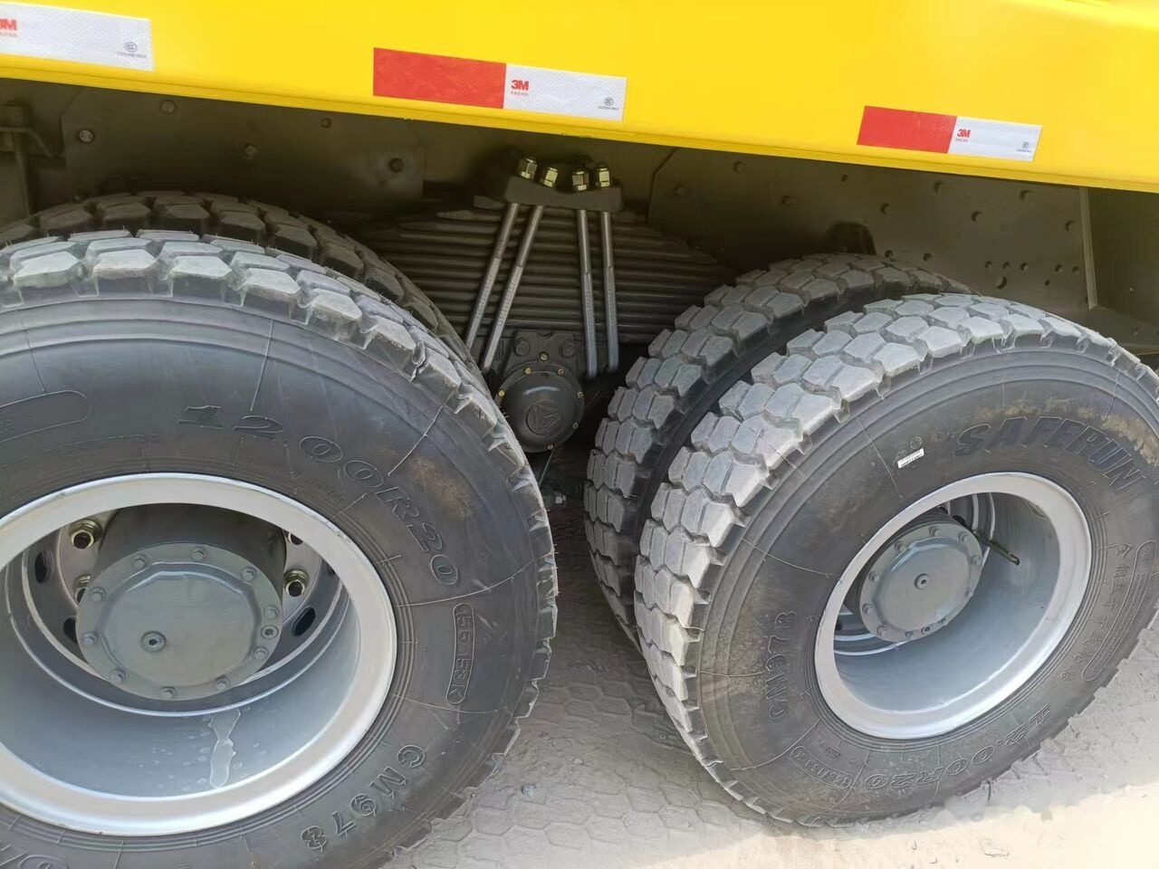 Howo 6*4 Brand New - Truk jungkit: gambar 4 Howo 6*4 Brand New - Truk jungkit: gambar 4