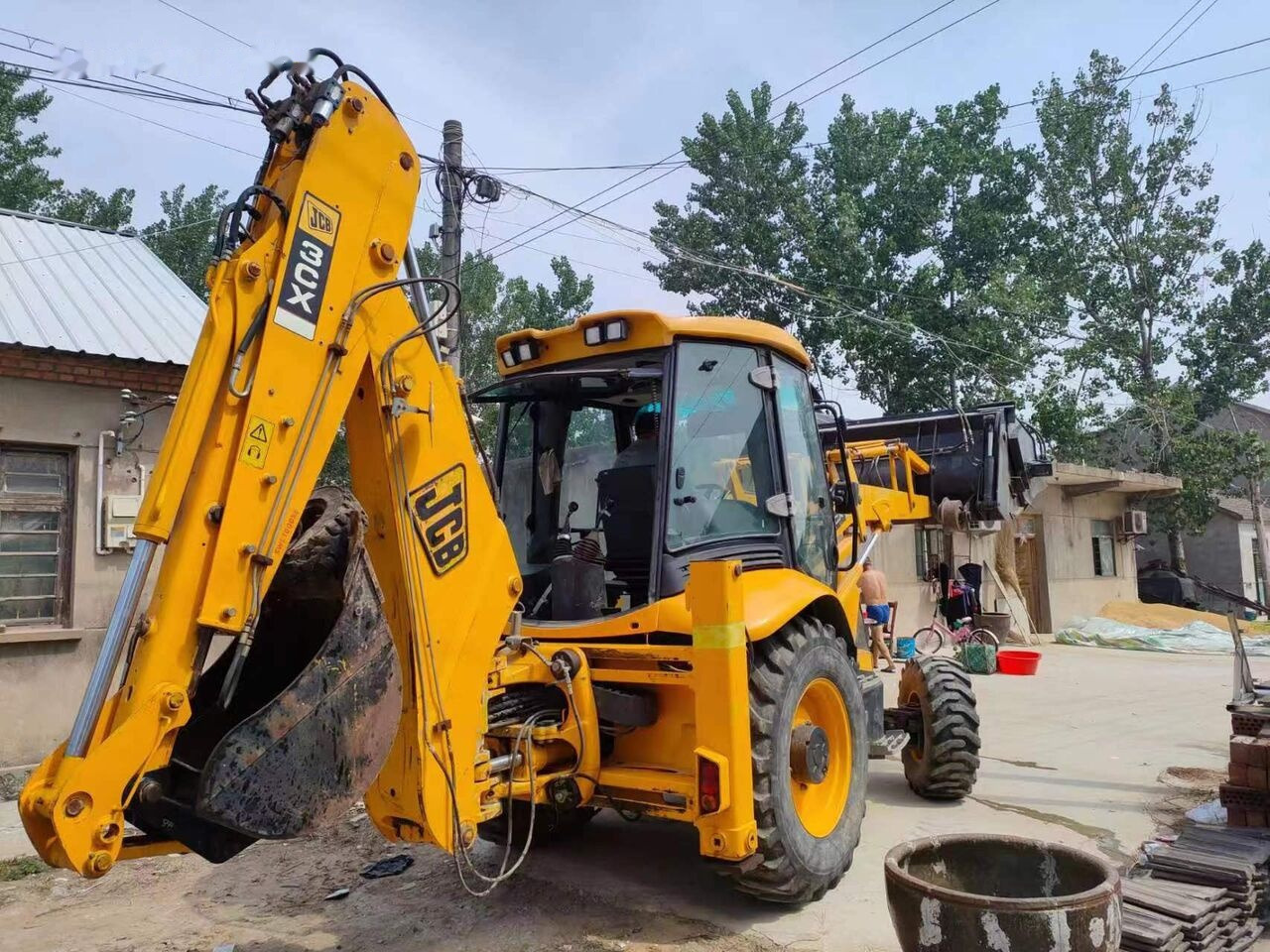 JCB 3CX - Backhoe loader: gambar 1 JCB 3CX - Backhoe loader: gambar 1