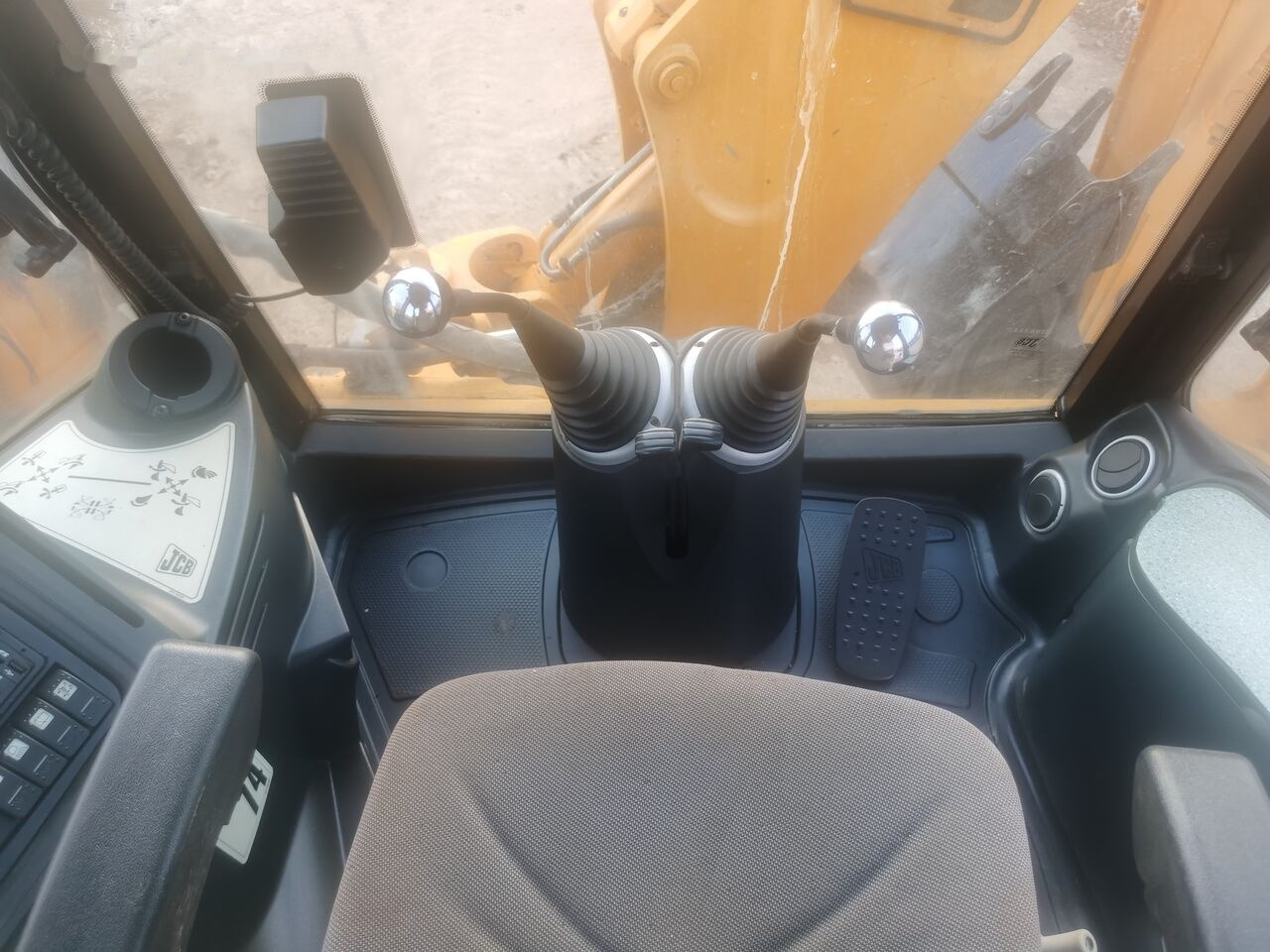 JCB 3CX - Backhoe loader: gambar 4 JCB 3CX - Backhoe loader: gambar 4