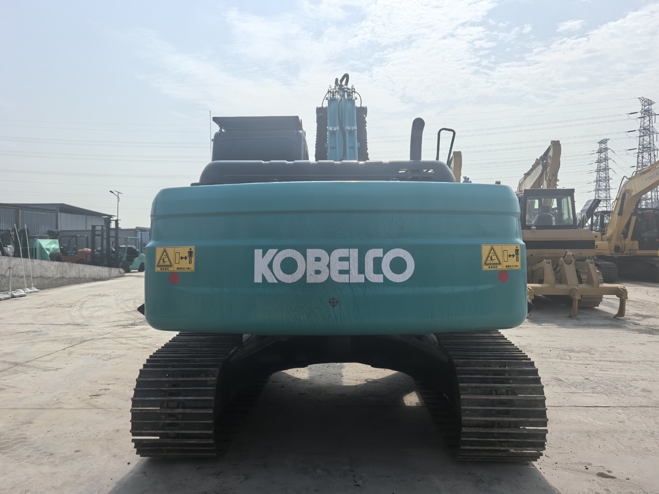 KOBELCO SK200 - Ekskavator perayap: gambar 2 KOBELCO SK200 - Ekskavator perayap: gambar 2