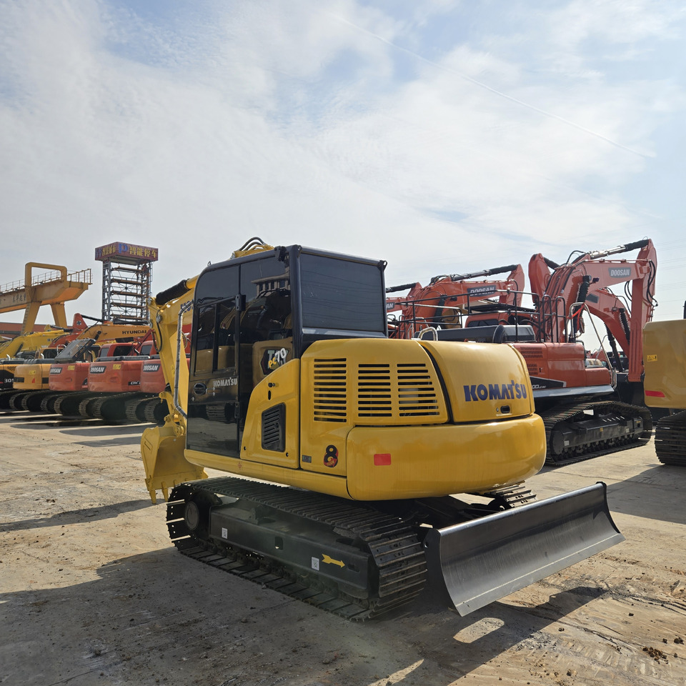 KOMATSU PC70-8 - Ekskavator mini: gambar 5 KOMATSU PC70-8 - Ekskavator mini: gambar 5