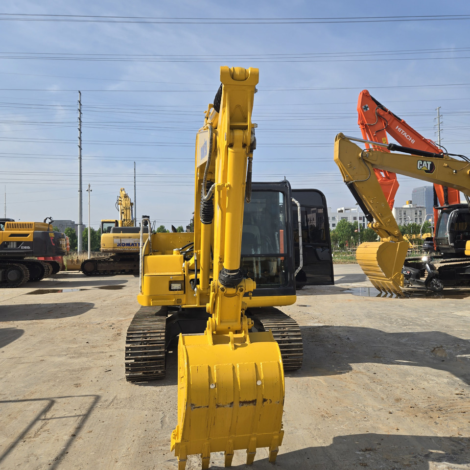 KOMATSU PC70-8 - Ekskavator mini: gambar 4 KOMATSU PC70-8 - Ekskavator mini: gambar 4