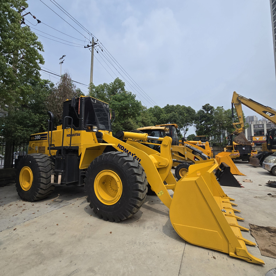 KOMATSU WA380 - Wheel loader: gambar 3 KOMATSU WA380 - Wheel loader: gambar 3