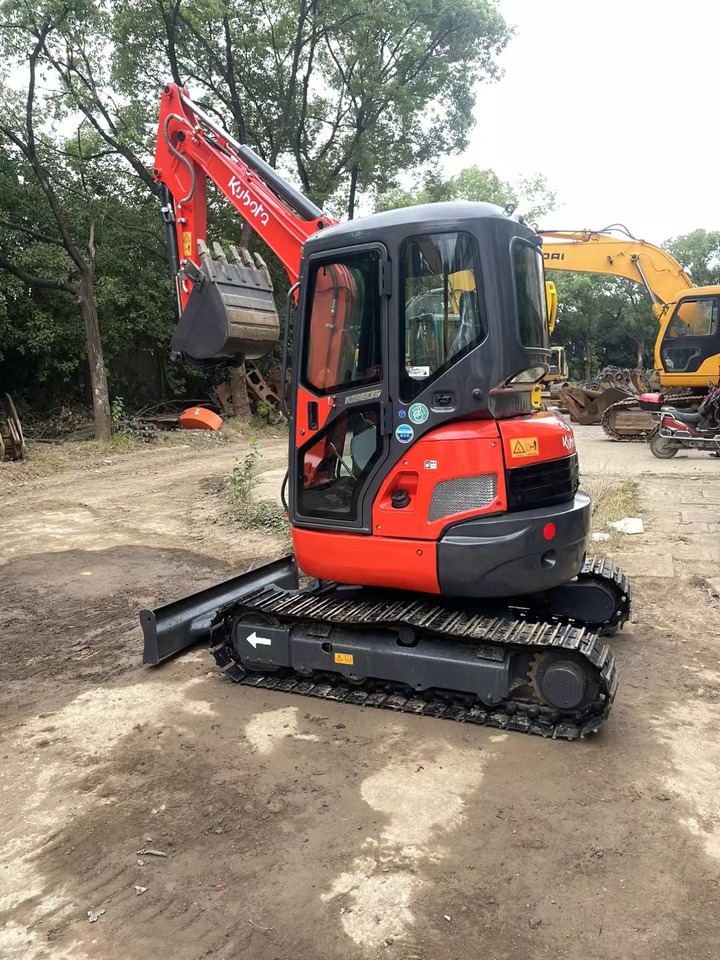 KUBOTA U35 - Ekskavator mini: gambar 1 KUBOTA U35 - Ekskavator mini: gambar 1