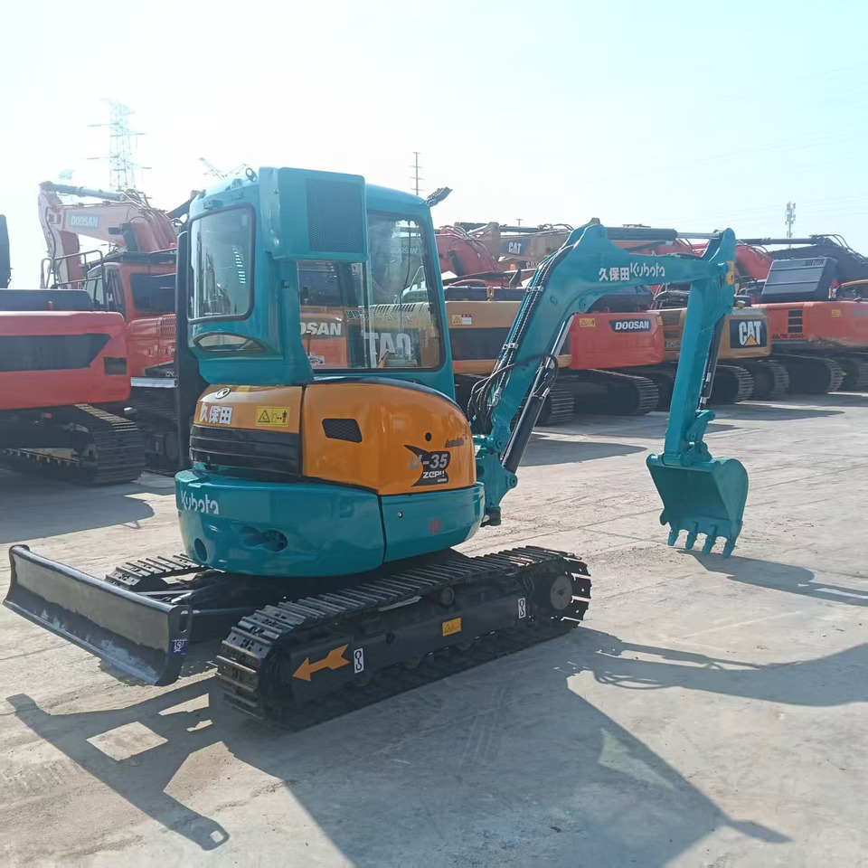 KUBOTA U35 - Ekskavator mini: gambar 1 KUBOTA U35 - Ekskavator mini: gambar 1