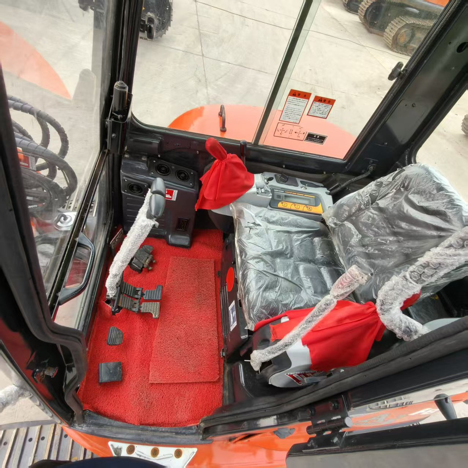KUBOTA U55-4 - Ekskavator mini: gambar 5 KUBOTA U55-4 - Ekskavator mini: gambar 5
