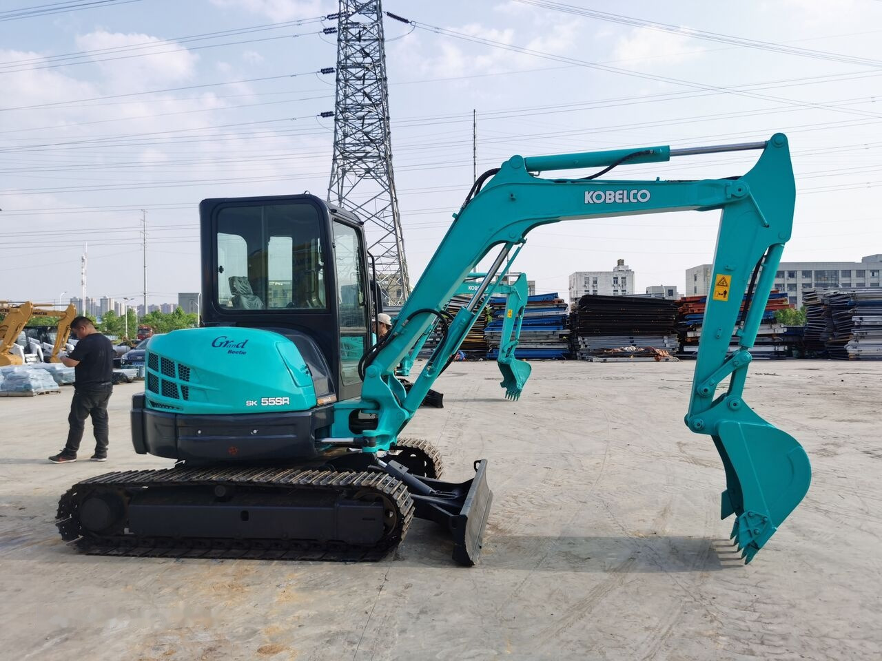 Kobelco SK55SR - Ekskavator mini: gambar 1 Kobelco SK55SR - Ekskavator mini: gambar 1