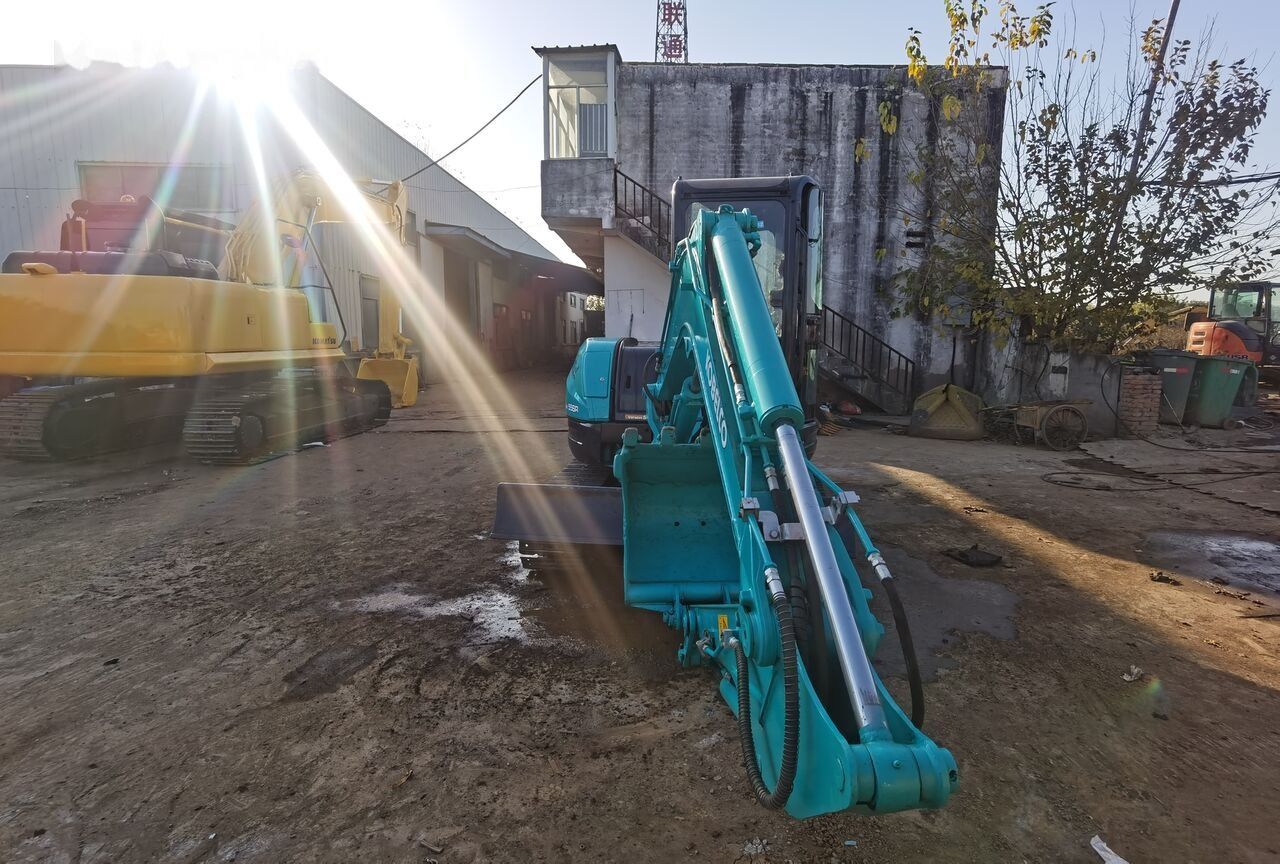 Kobelco SK55SR - Ekskavator mini: gambar 2 Kobelco SK55SR - Ekskavator mini: gambar 2
