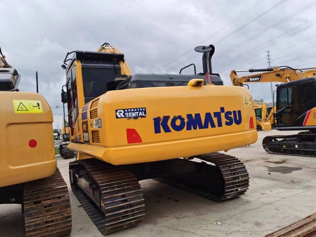 Komatsu PC200-8 - Ekskavator perayap: gambar 4 Komatsu PC200-8 - Ekskavator perayap: gambar 4