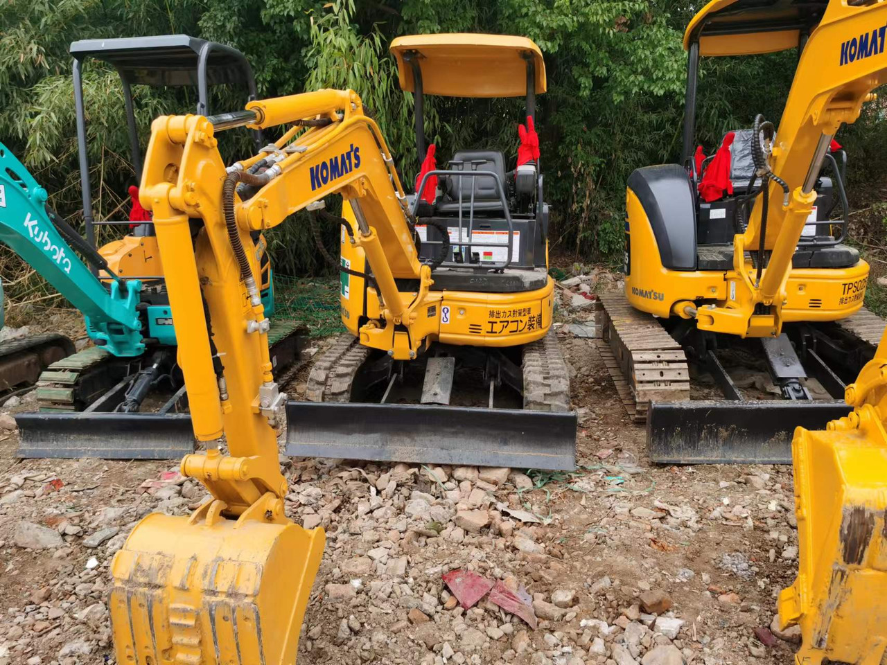 Komatsu PC20MR - Ekskavator mini: gambar 1 Komatsu PC20MR - Ekskavator mini: gambar 1