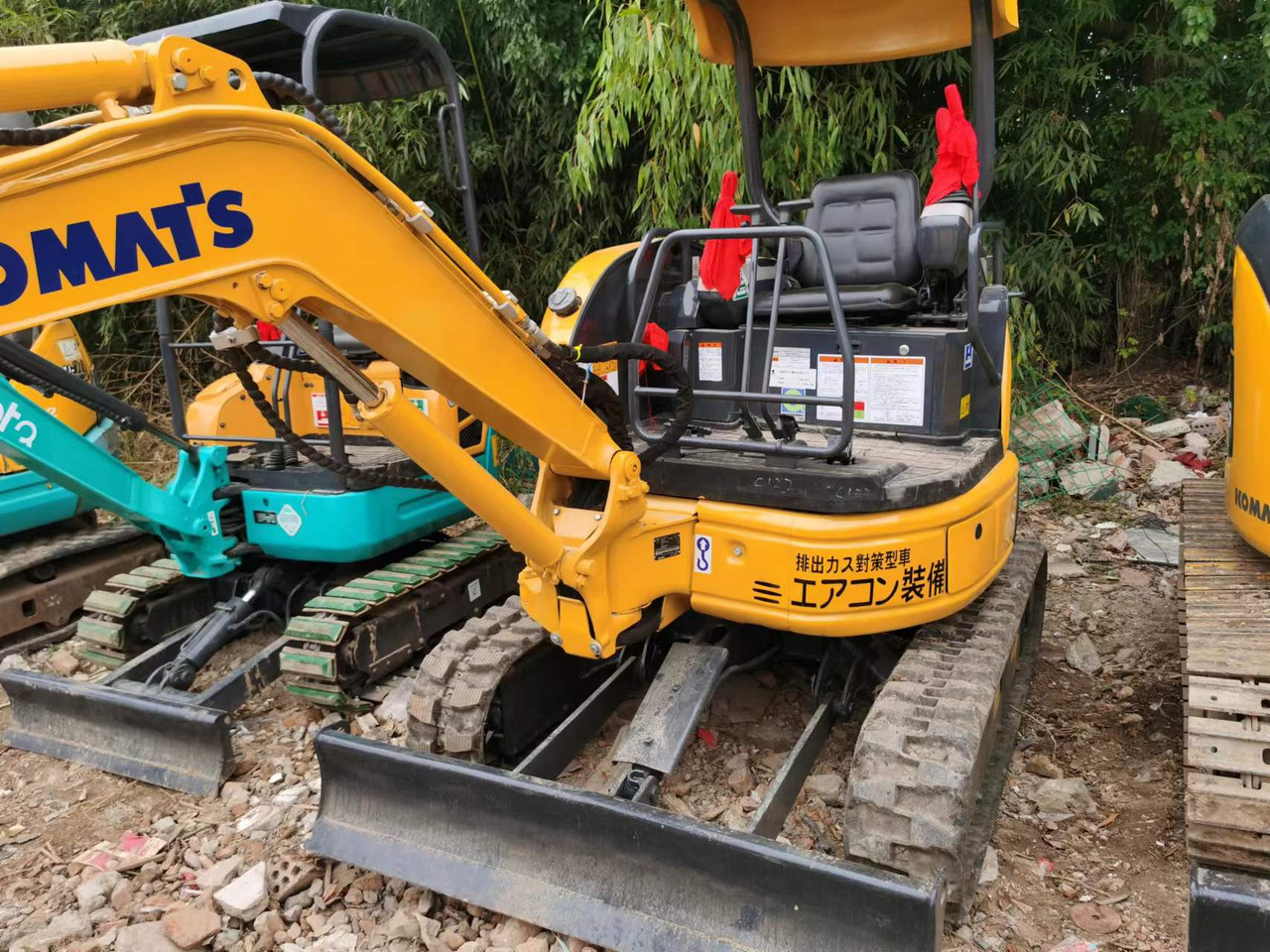 Komatsu PC20MR - Ekskavator mini: gambar 2 Komatsu PC20MR - Ekskavator mini: gambar 2
