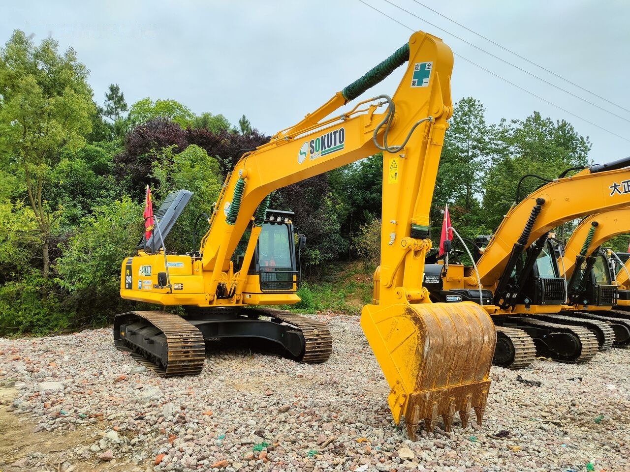 Komatsu PC240LC-8 - Ekskavator perayap: gambar 2 Komatsu PC240LC-8 - Ekskavator perayap: gambar 2