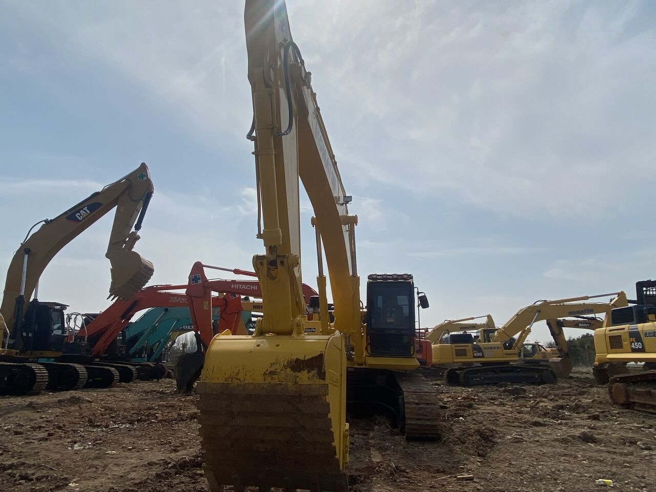 Komatsu PC350 - Ekskavator perayap: gambar 4 Komatsu PC350 - Ekskavator perayap: gambar 4