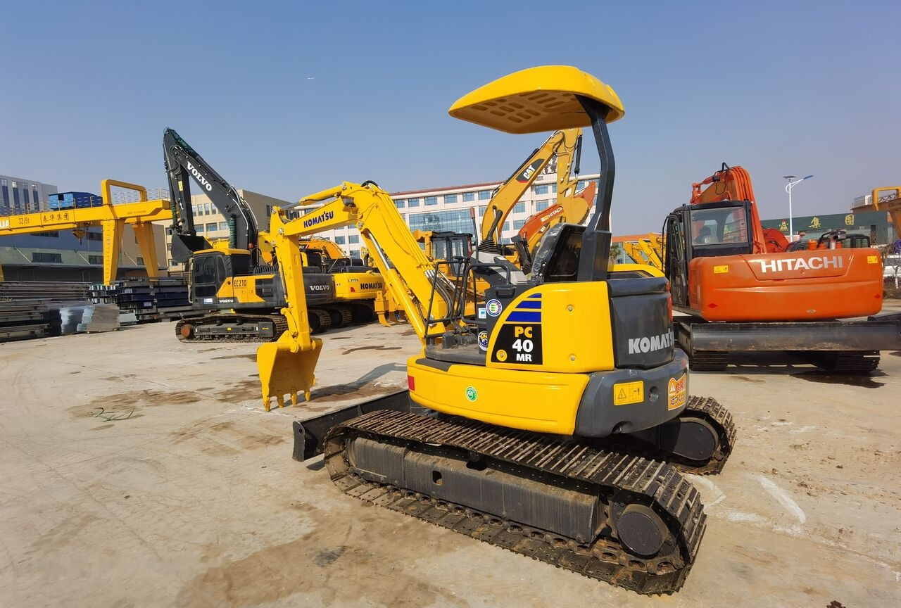 Komatsu PC40MR - Ekskavator mini: gambar 1 Komatsu PC40MR - Ekskavator mini: gambar 1