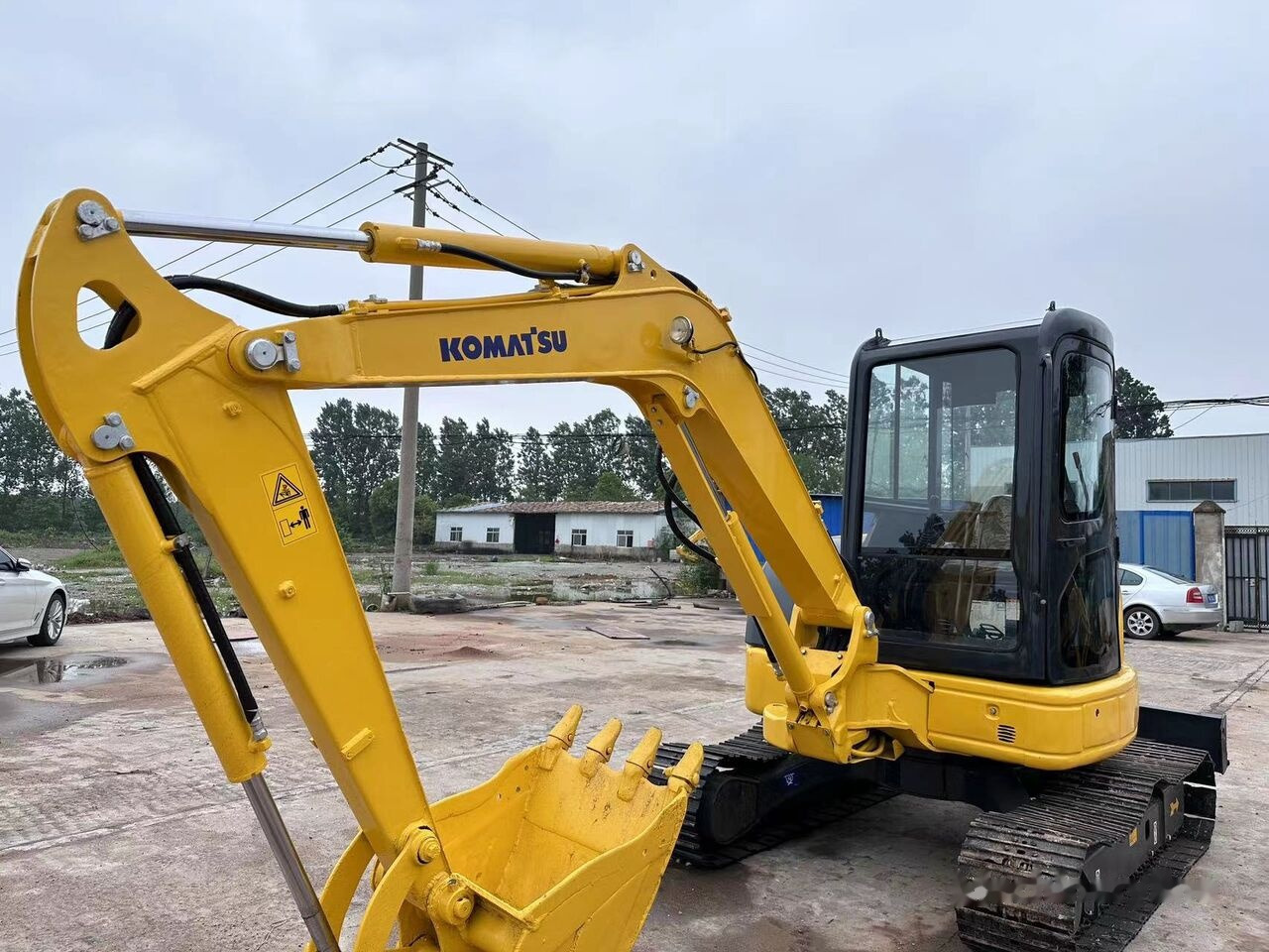 Komatsu PC50MR - Ekskavator perayap: gambar 4 Komatsu PC50MR - Ekskavator perayap: gambar 4