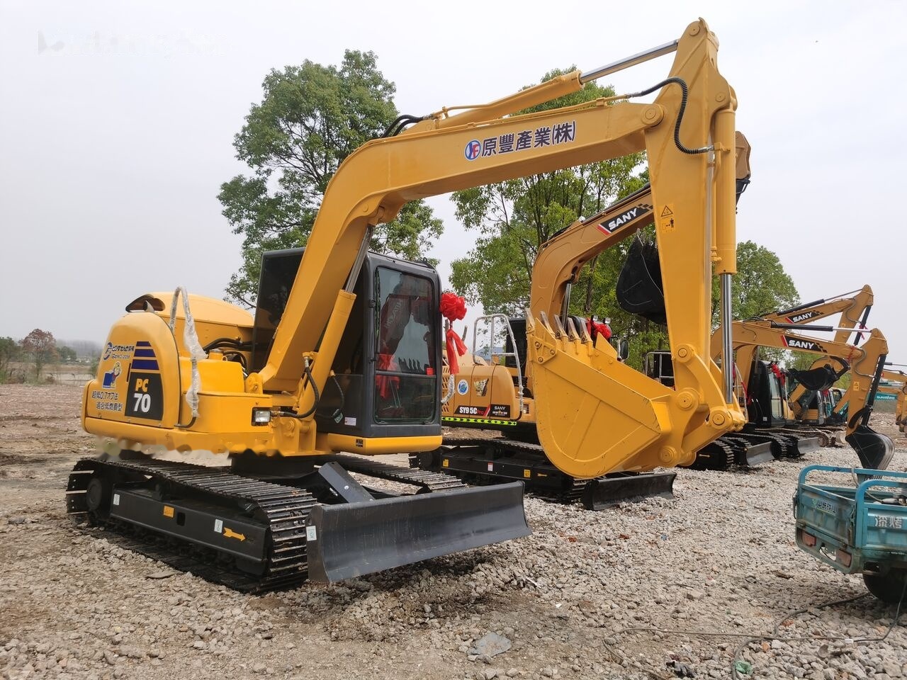 Komatsu PC70-8 - Ekskavator perayap: gambar 5 Komatsu PC70-8 - Ekskavator perayap: gambar 5