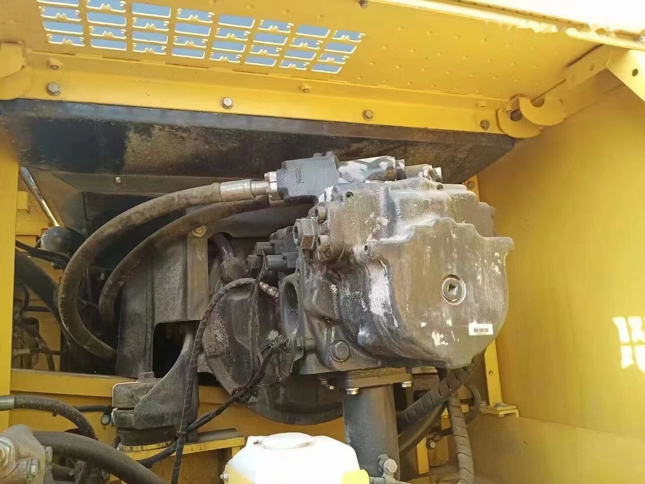 Komatsu pc400-8 - Ekskavator perayap: gambar 1 Komatsu pc400-8 - Ekskavator perayap: gambar 1