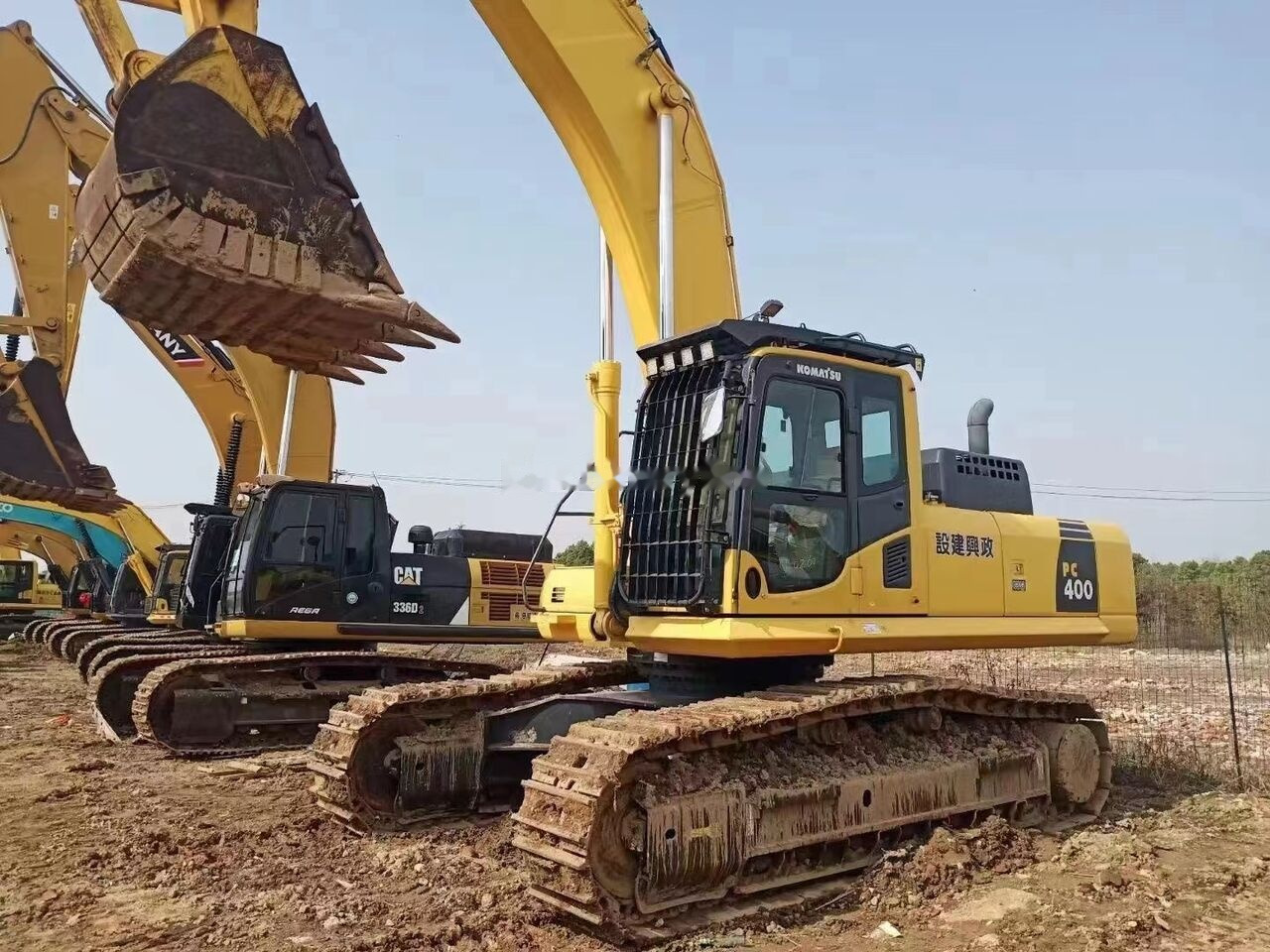 Komatsu pc400-8 - Ekskavator perayap: gambar 4 Komatsu pc400-8 - Ekskavator perayap: gambar 4