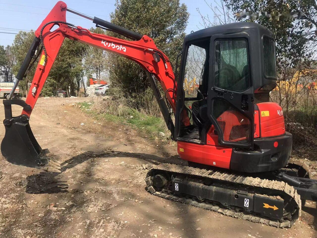 Kubota U35 - Ekskavator mini: gambar 5 Kubota U35 - Ekskavator mini: gambar 5