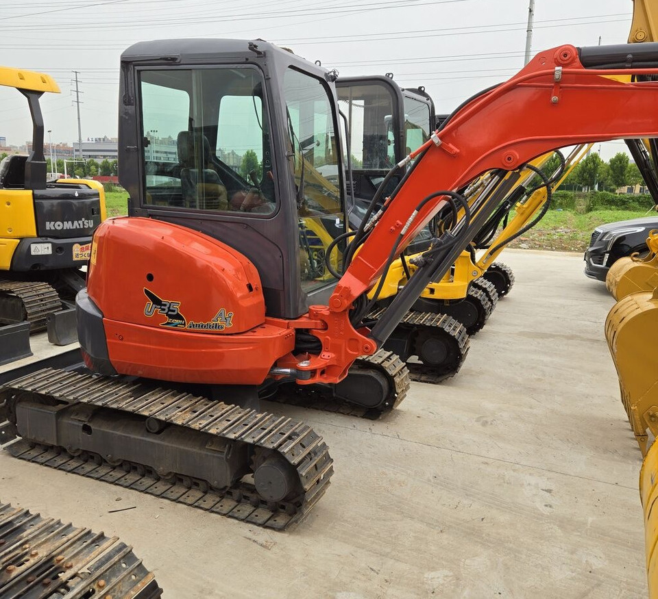 Kubota U35 - Ekskavator mini: gambar 5 Kubota U35 - Ekskavator mini: gambar 5