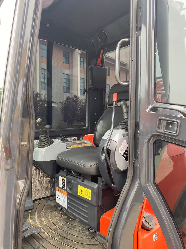 Ekskavator mini Kubota U50-4: gambar 10