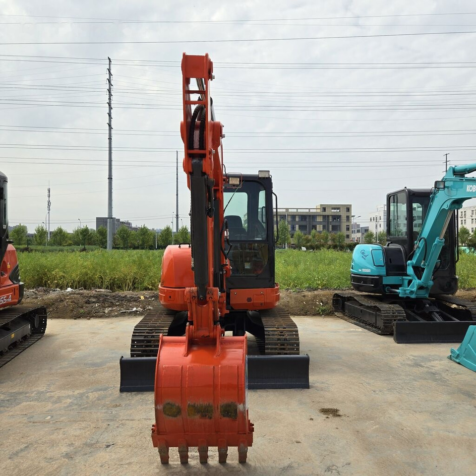 Kubota U55 - Ekskavator mini: gambar 3 Kubota U55 - Ekskavator mini: gambar 3