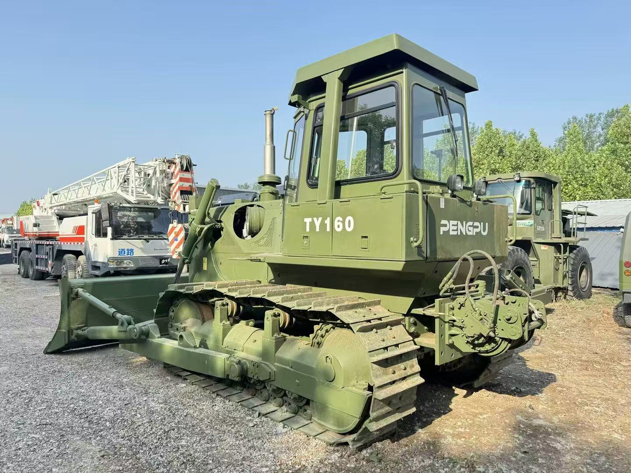 Pengpu TY160 - Bulldozer: gambar 3 Pengpu TY160 - Bulldozer: gambar 3