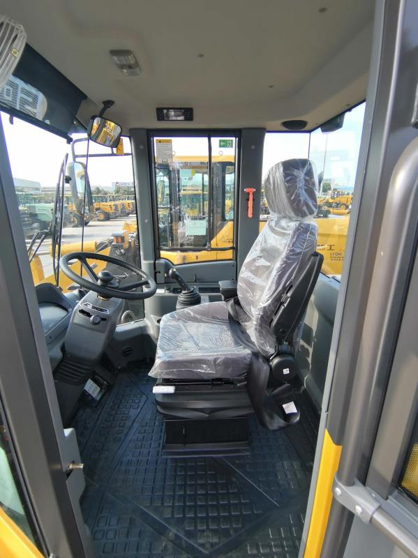 SDLG 956F - Wheel loader: gambar 3 SDLG 956F - Wheel loader: gambar 3