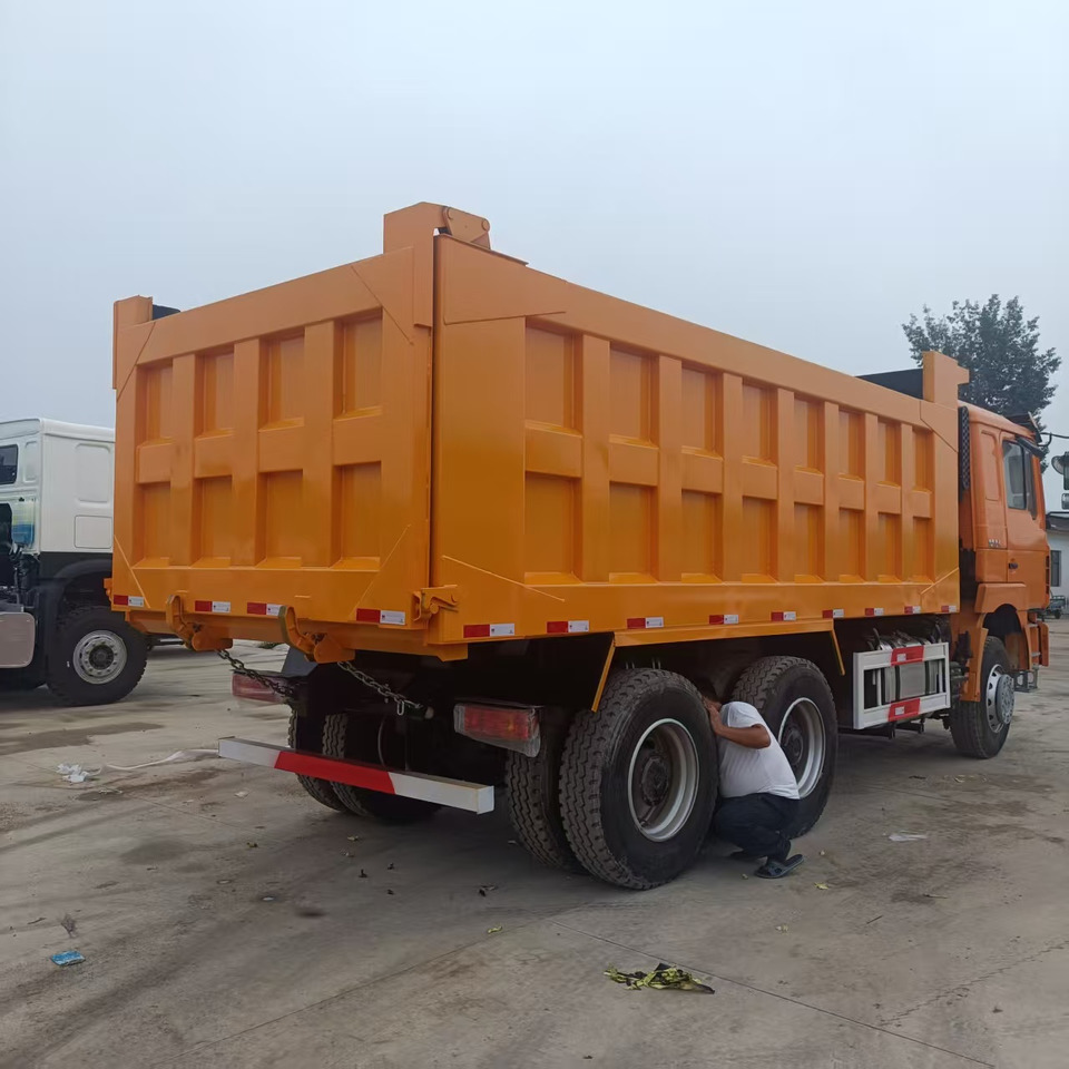 SHACMAN F3000 6x4 - Truk jungkit: gambar 5 SHACMAN F3000 6x4 - Truk jungkit: gambar 5