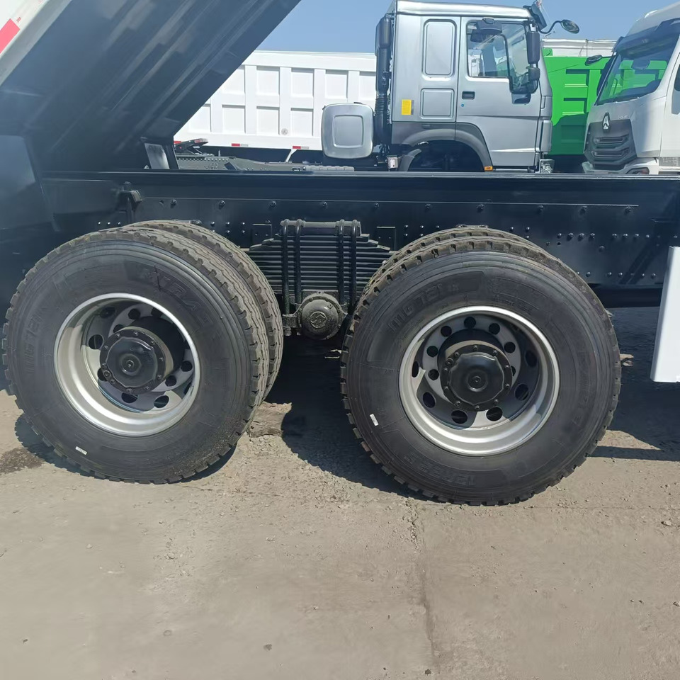 SHACMAN F3000 - Truk jungkit: gambar 3 SHACMAN F3000 - Truk jungkit: gambar 3