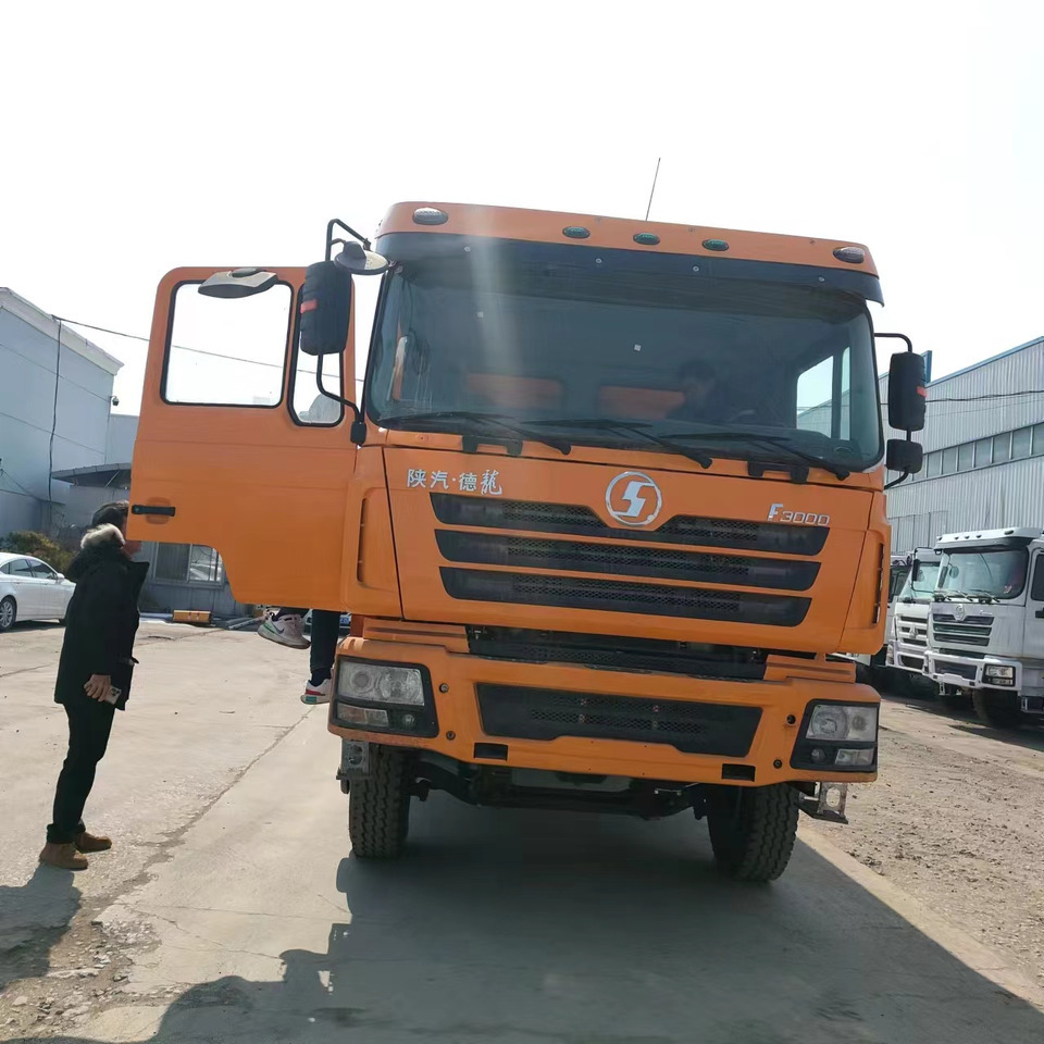SHACMAN F3000 - Truk jungkit: gambar 2 SHACMAN F3000 - Truk jungkit: gambar 2