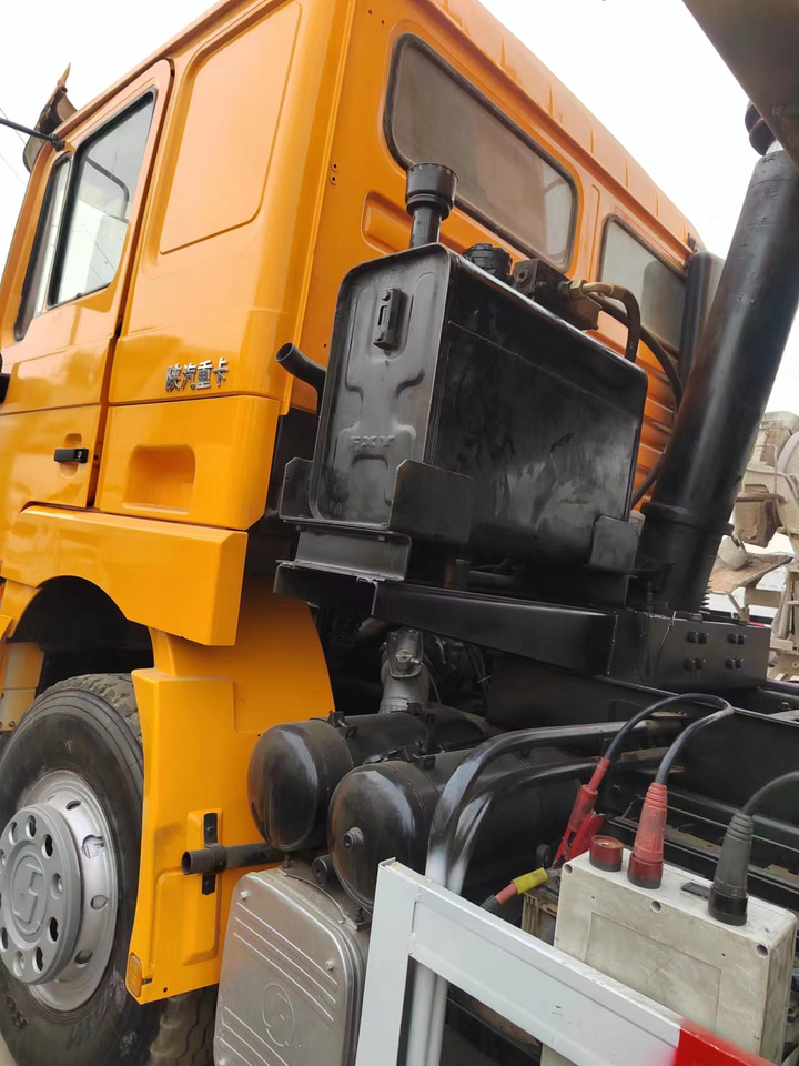 SHACMAN F3000 - Truk jungkit: gambar 5 SHACMAN F3000 - Truk jungkit: gambar 5