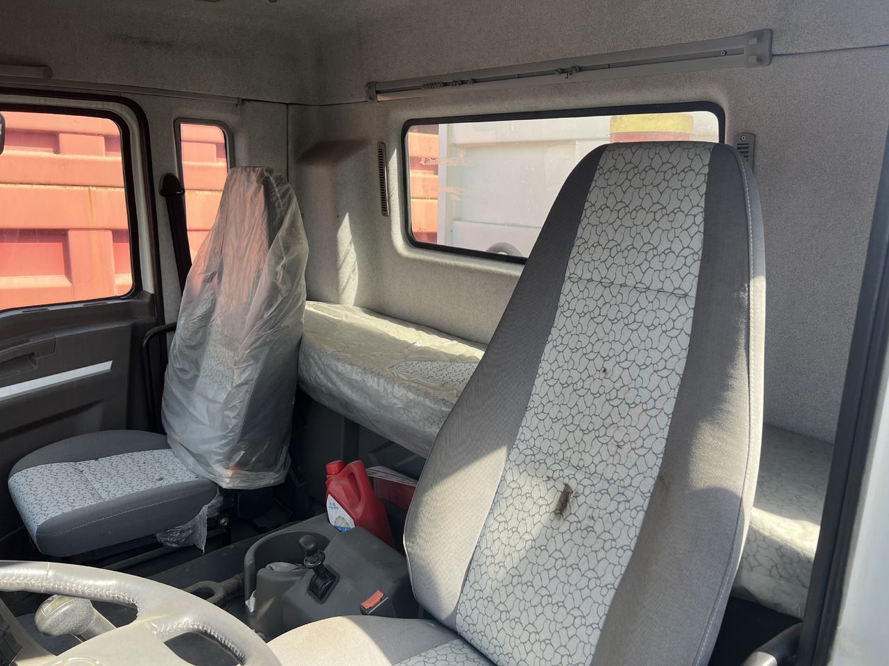Leasing SHACMAN M3000 SHACMAN M3000: gambar 8