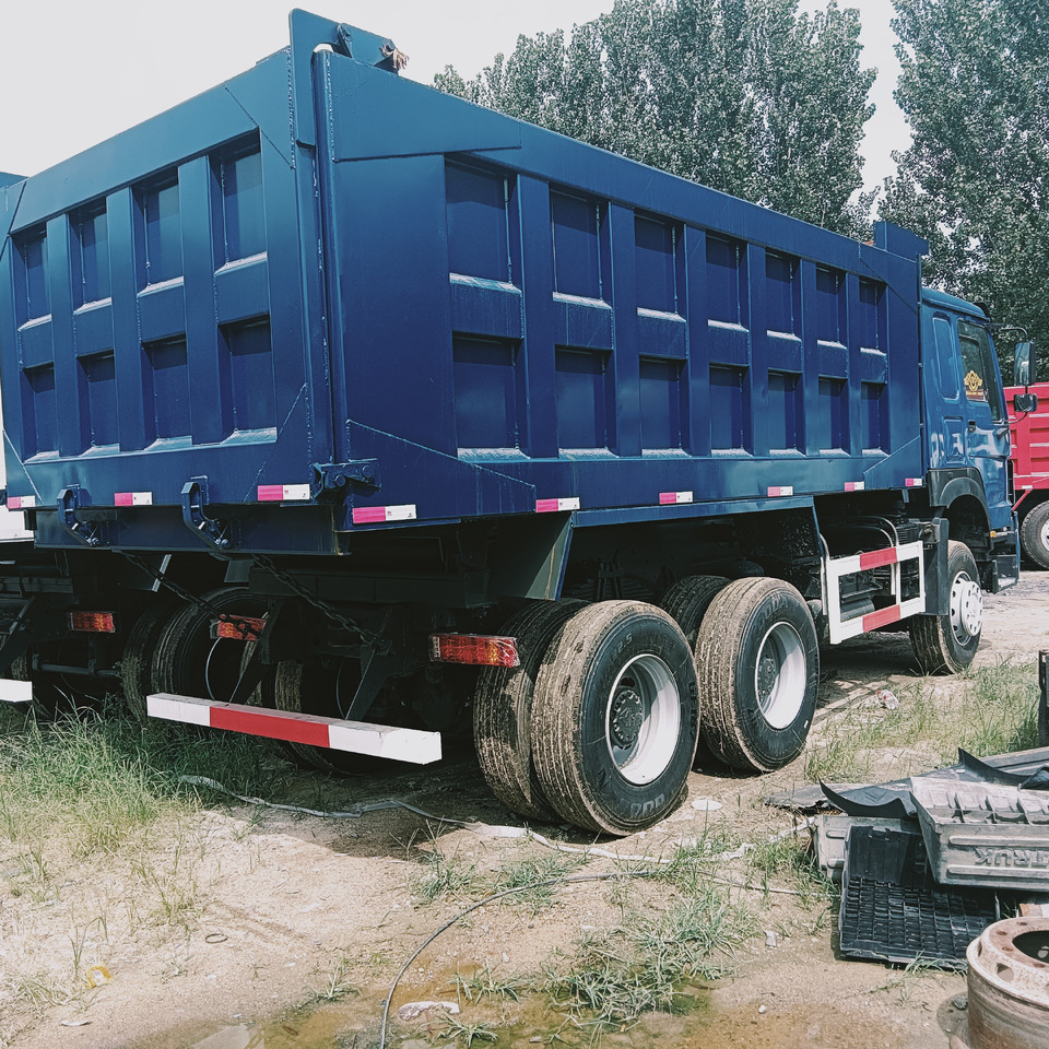 SINOTRUK HOWO - Truk jungkit: gambar 5 SINOTRUK HOWO - Truk jungkit: gambar 5