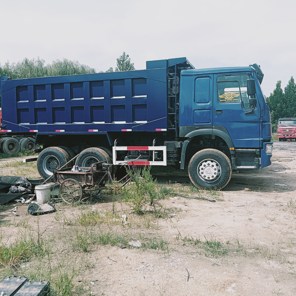 SINOTRUK HOWO - Truk jungkit: gambar 4 SINOTRUK HOWO - Truk jungkit: gambar 4