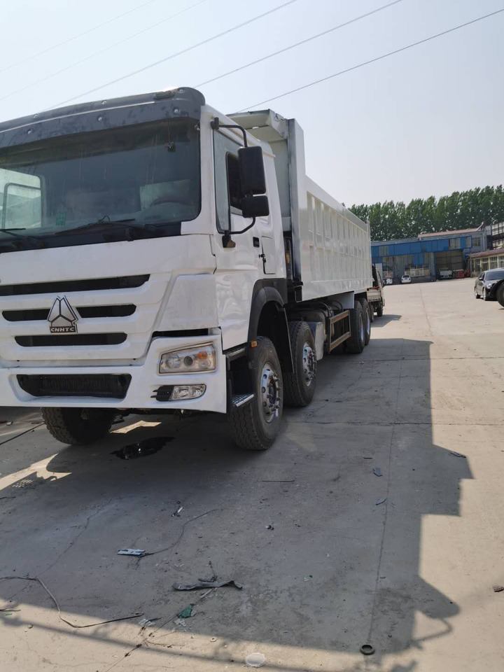 SINOTRUK HOWO - Truk jungkit: gambar 2 SINOTRUK HOWO - Truk jungkit: gambar 2