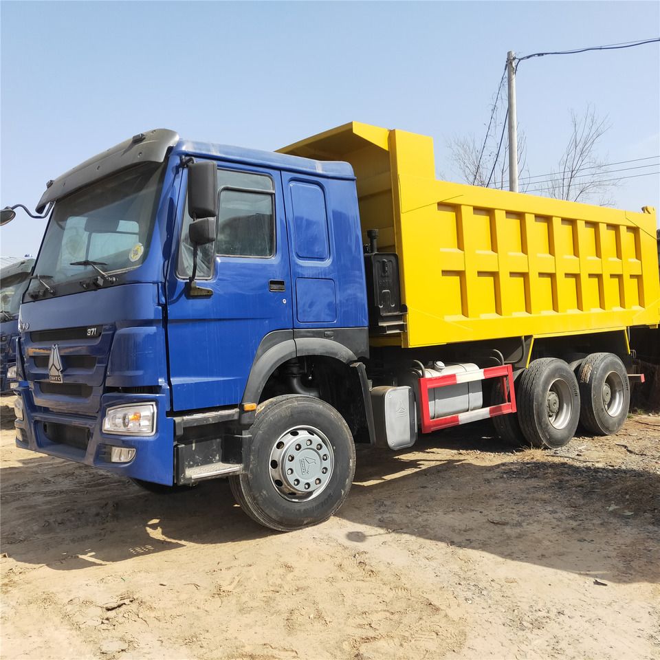Truk jungkit SINOTRUK HOWO: gambar 9 Truk jungkit SINOTRUK HOWO: gambar 9