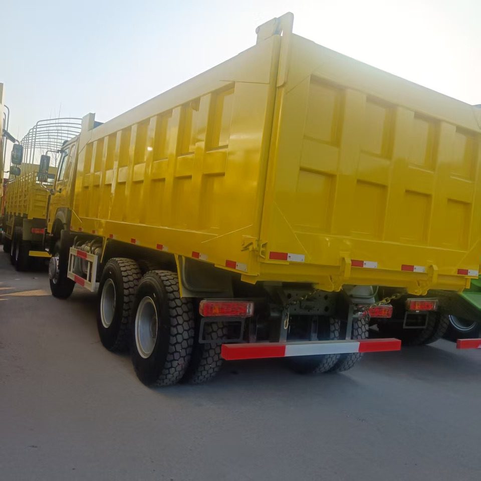 SINOTRUK HOWO - Truk jungkit: gambar 4 SINOTRUK HOWO - Truk jungkit: gambar 4
