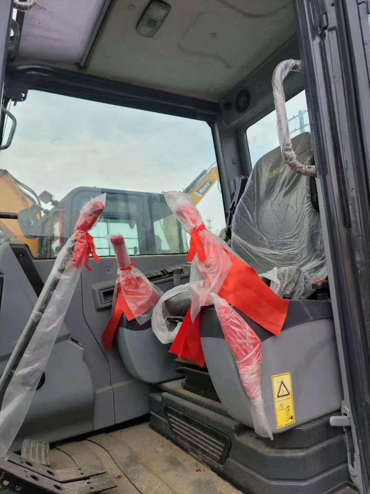 Ekskavator perayap SUNWARD SWE60E: gambar 8