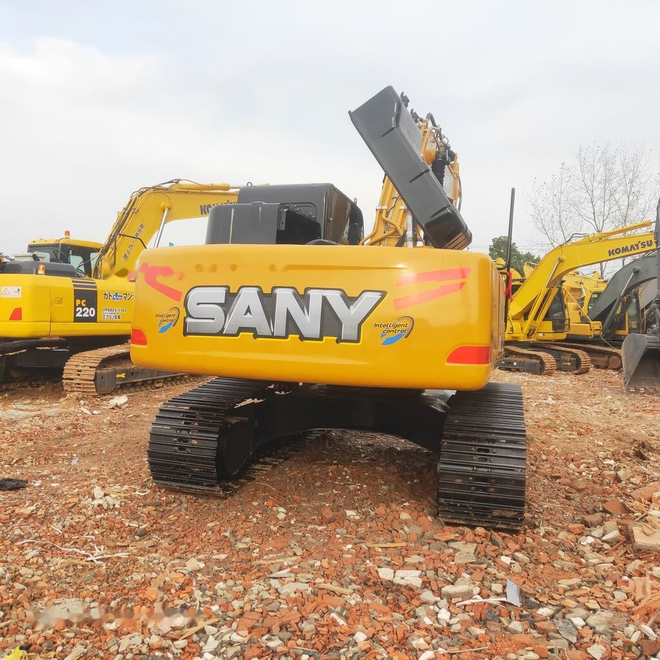 Sany SY215C PRO - Ekskavator perayap: gambar 2 Sany SY215C PRO - Ekskavator perayap: gambar 2