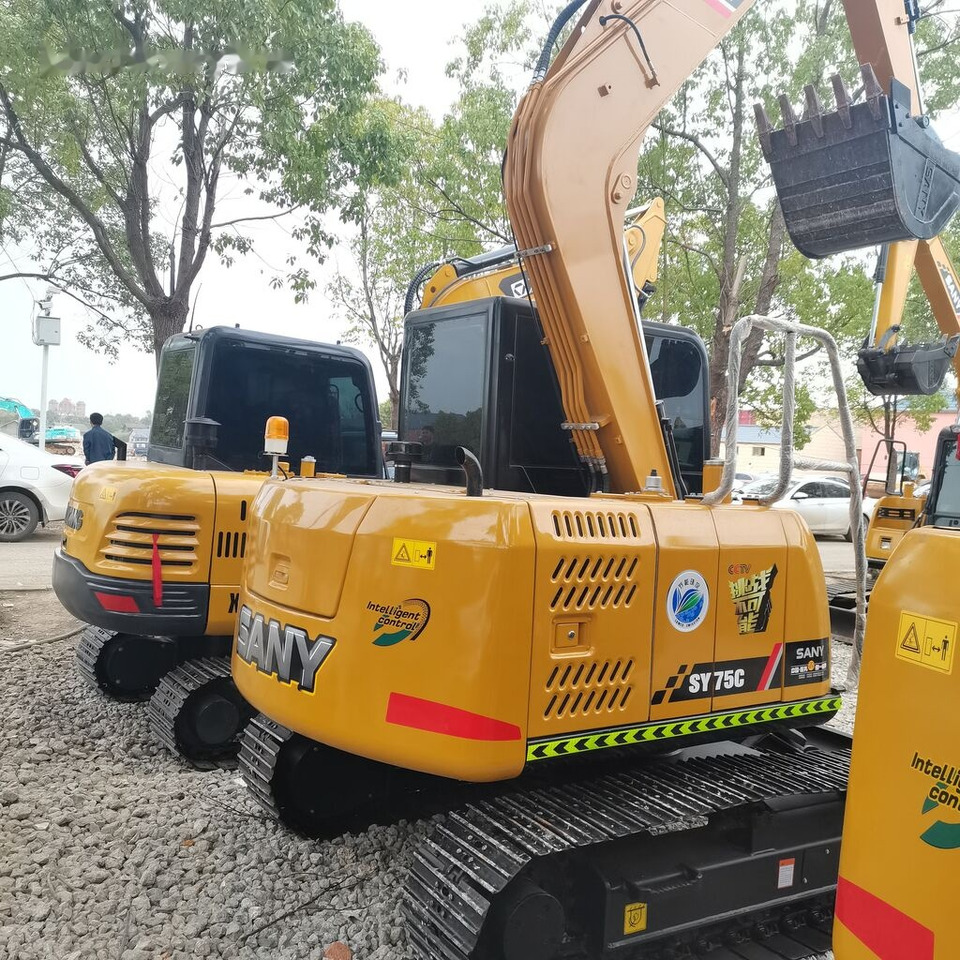 Sany SY75C - Ekskavator mini: gambar 5 Sany SY75C - Ekskavator mini: gambar 5