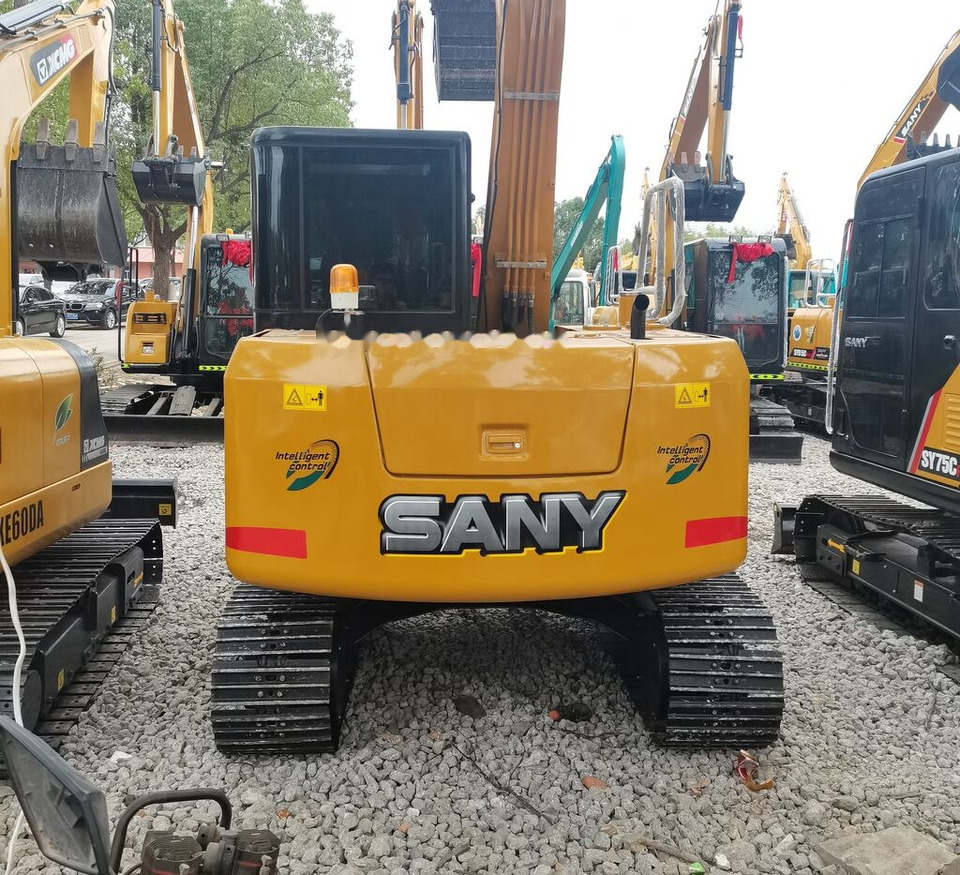 Sany SY75C - Ekskavator mini: gambar 4 Sany SY75C - Ekskavator mini: gambar 4