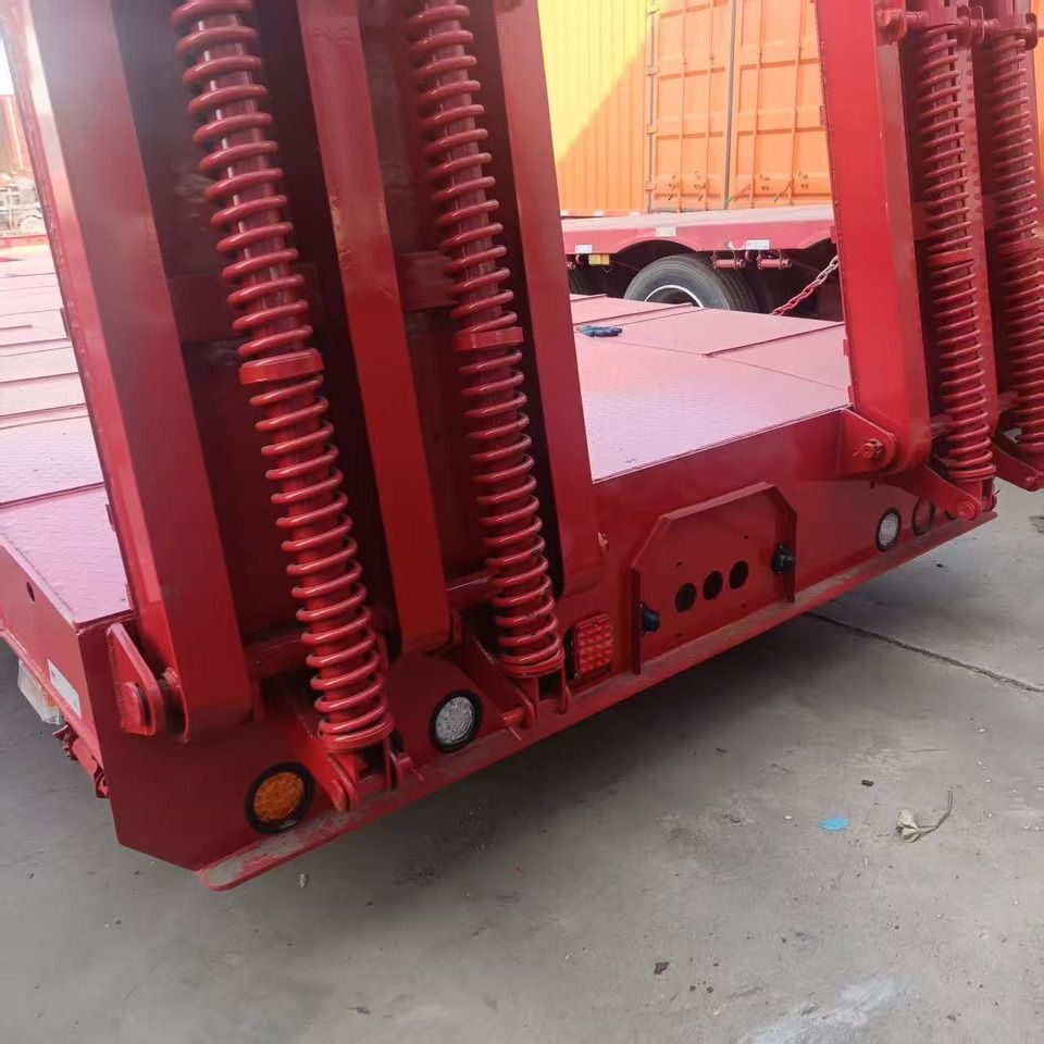 Low bed trailer - Semi-trailer: gambar 4 Low bed trailer - Semi-trailer: gambar 4