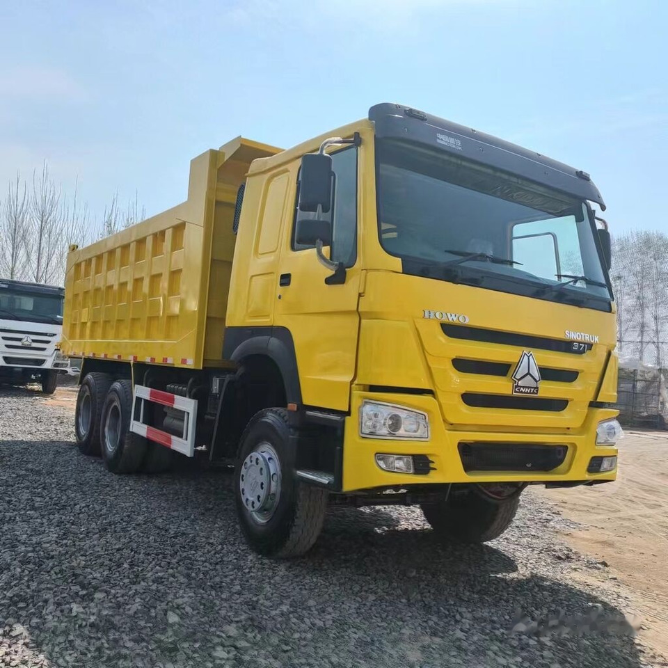 Sinotruk Howo 6*4 Right hand drive - Truk jungkit: gambar 3 Sinotruk Howo 6*4 Right hand drive - Truk jungkit: gambar 3