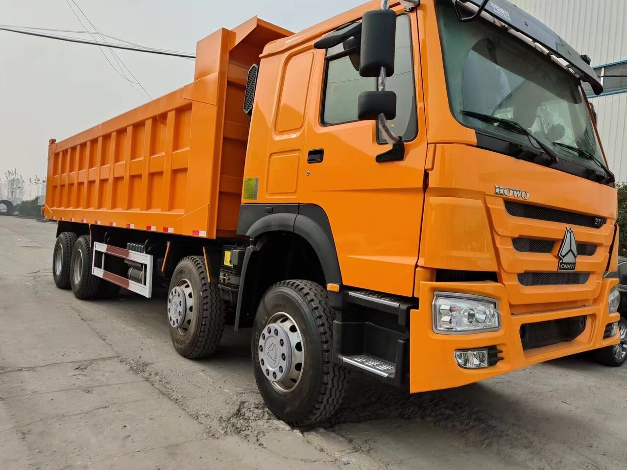 Leasing Sinotruk Howo 8*4 Sinotruk Howo 8*4: gambar 8