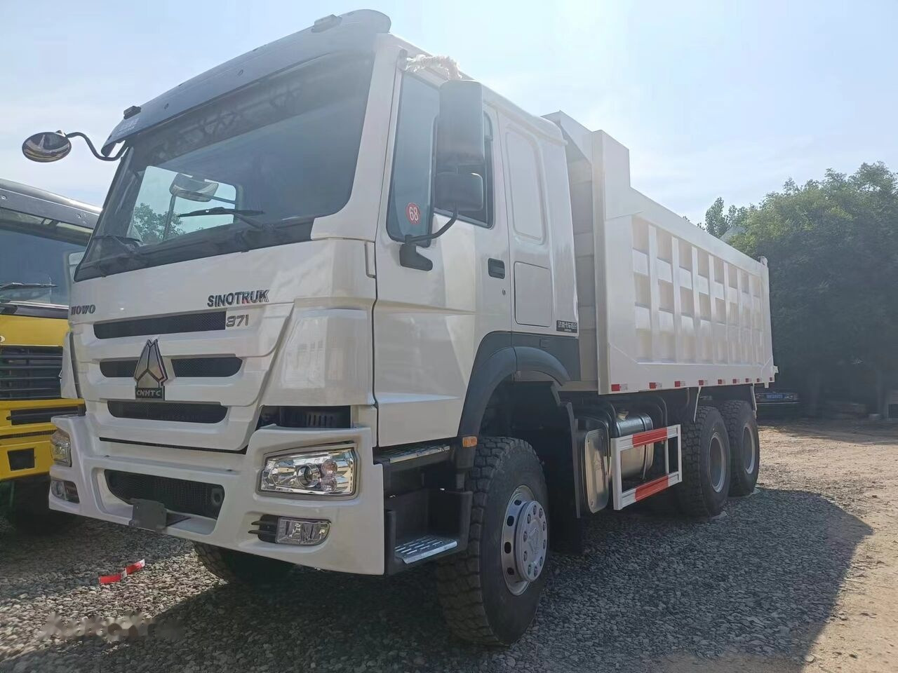Truk jungkit Sinotruk Howo: gambar 10